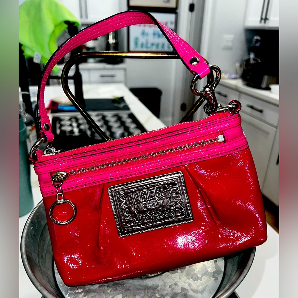 Coach Poppy Small wristlet
